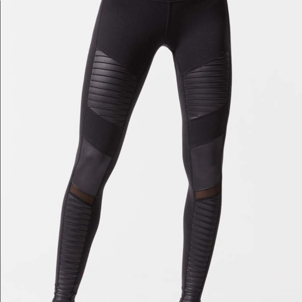 Ali Yoga Leggings